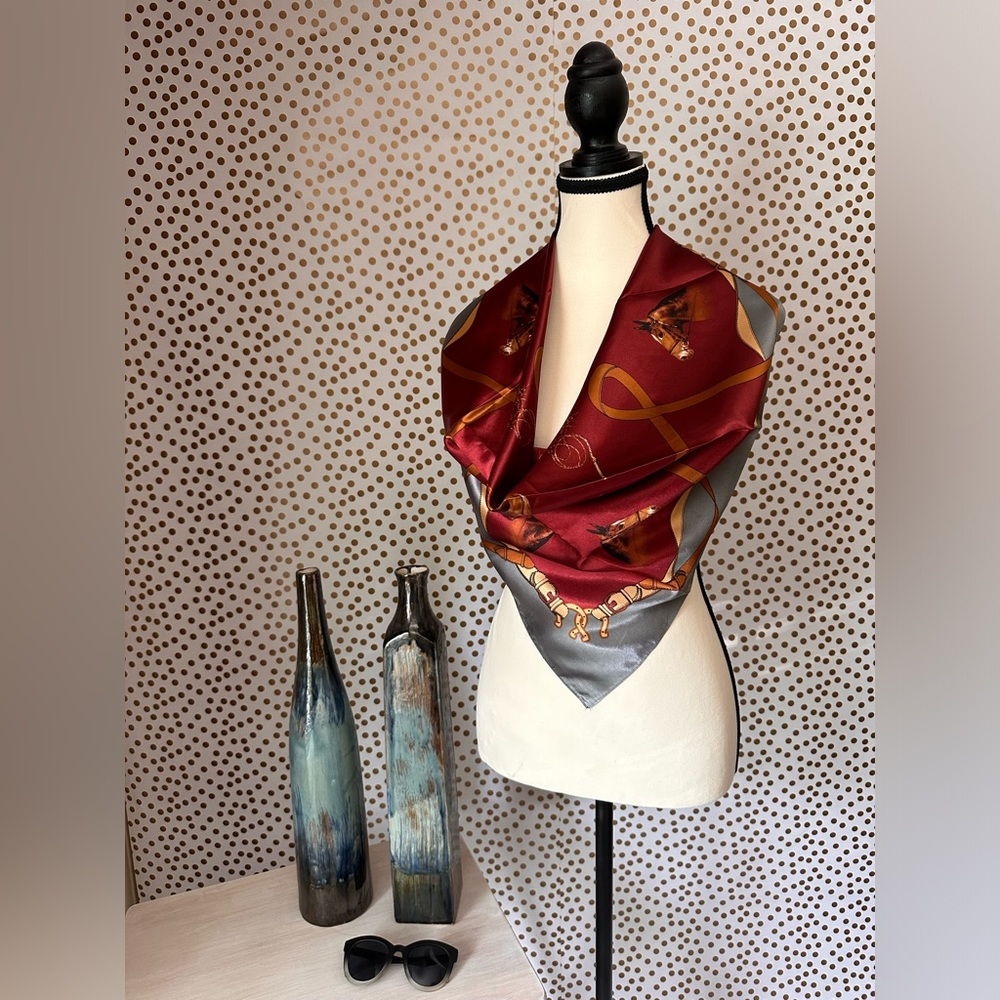 NWOT  Unisex Scarves - Picture 3 of 7